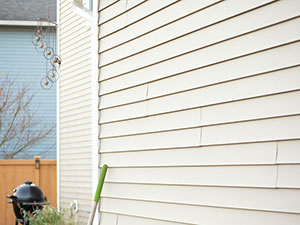 Vinyl Siding Repair Gladstone MO Missouri 1